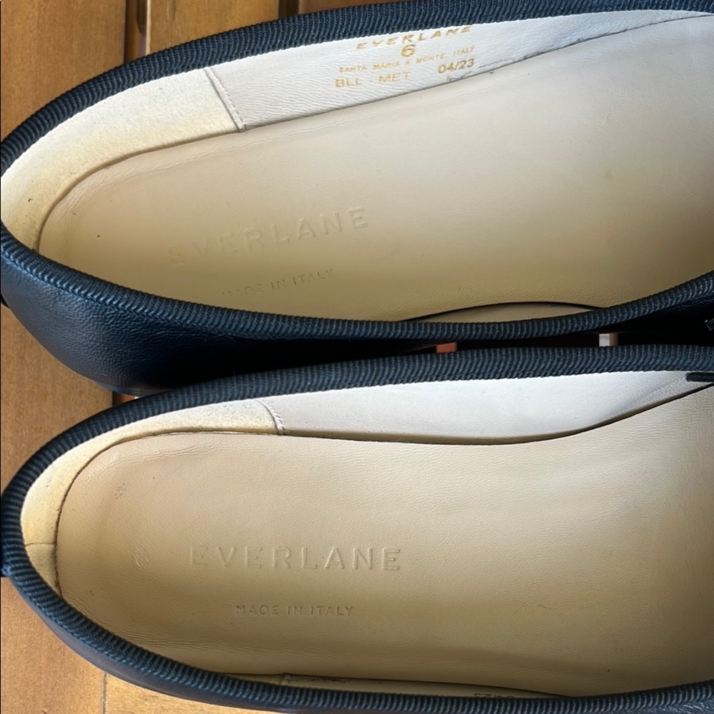 Black Leather Ballet Flats - Picture 4 of 6